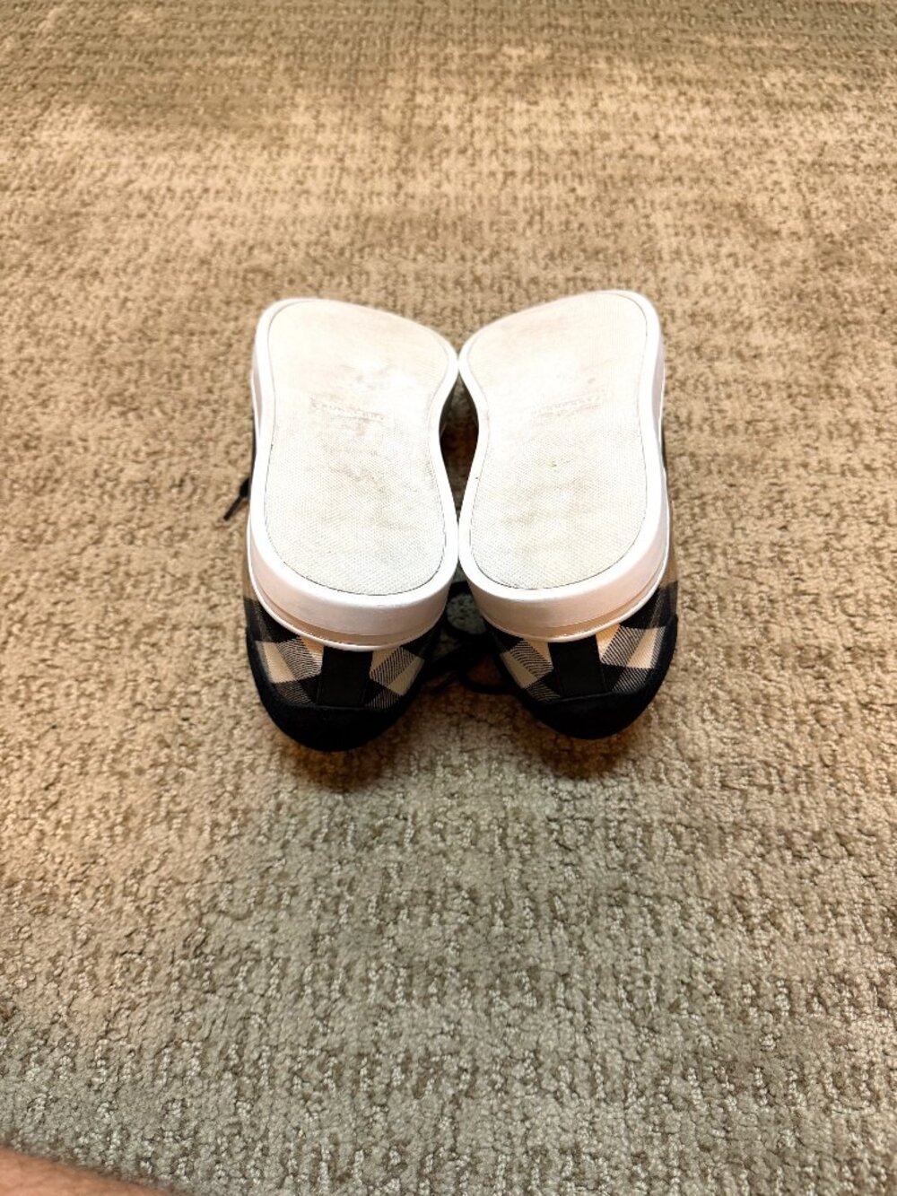 Burberry Men's Reeth Sneaker - Size 44 - Picture 12 of 13